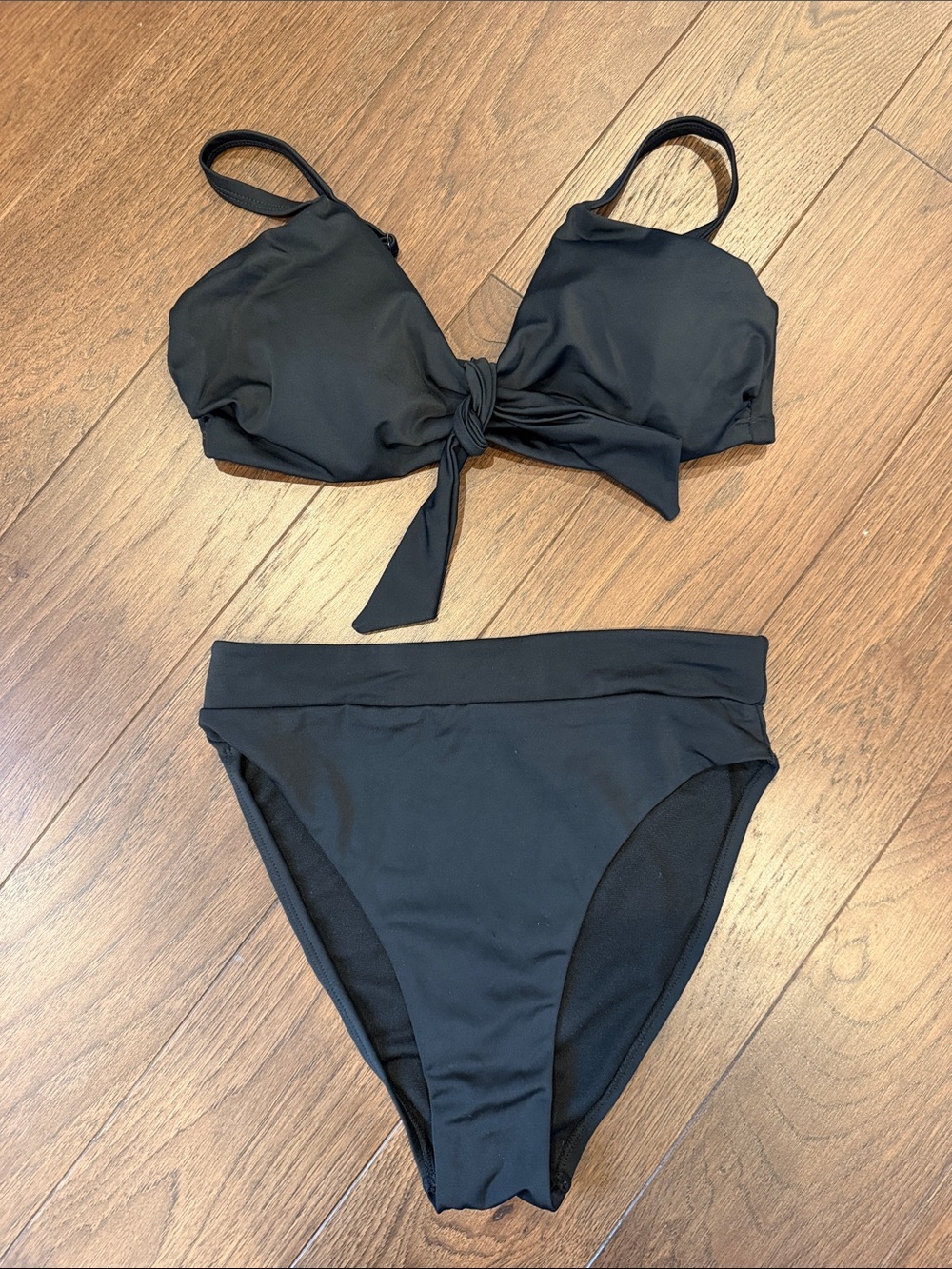 Swimsuits For All Black Tie-Front Bikini Set Size 4 - C16-062